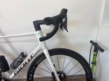 Used Giant TCR Advanced SL Frameset 2025 Frameset 2025 Road & Gravel, White — image 5 of 7