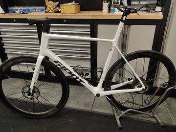 Used Giant TCR Advanced SL Frameset 2025 Frameset 2025 Road & Gravel, White — image 6 of 7