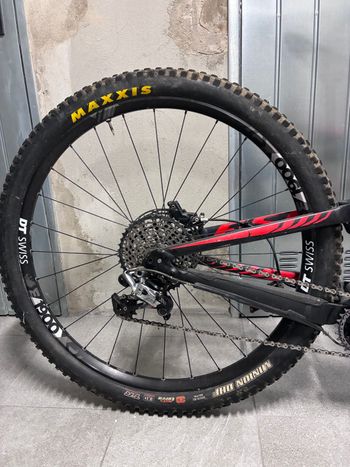 Used Specialized S-Works Enduro 650b 2015 2015 Mountainbike, Negro — image 2 of 10