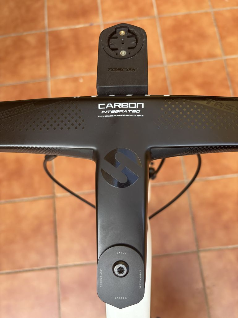 Used Trek Madone Shimano Ultegra 2014 Road & Gravel, White — image 7 of 14