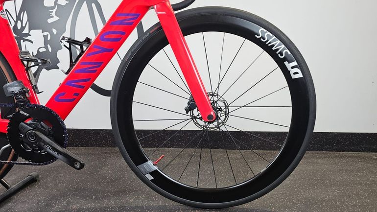 Used Canyon Aeroad CF SLX 8 Disc eTap 2023 2023 Road & Gravel, Black — image 15 of 22