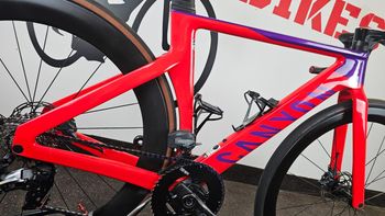 Used Canyon Aeroad CF SLX 8 Disc eTap 2023 2023 Road & Gravel, Black — image 18 of 22
