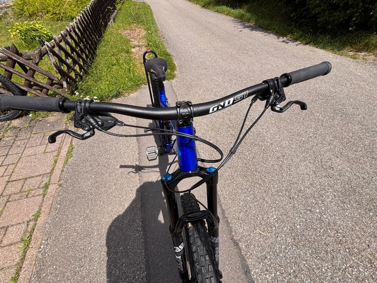 Used Ghost Riot Shimano Deore XT 2023 Mountainbike, Blue, 29 — image 10 of 12