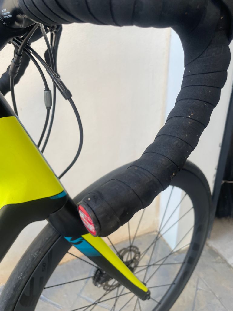 Used Giant Defy Shimano Ultegra 2017 Road & Gravel, Negro — image 4 of 7