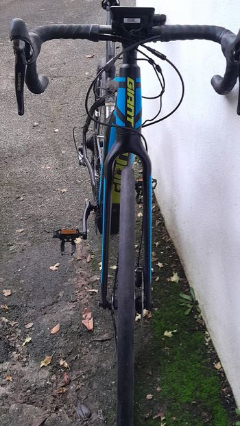 Used Giant Road-E+ 1 2018 2018 Road & Gravel, Black — image 8 of 16
