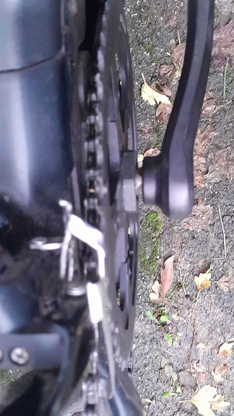 Used Giant Road-E+ 1 2018 2018 Road & Gravel, Black — image 4 of 16