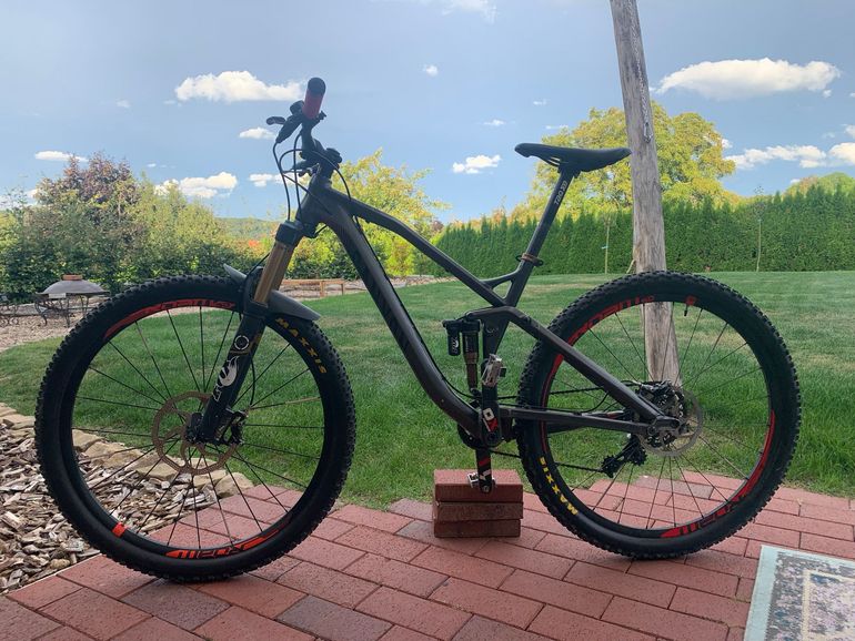 Used CANYON SPECTRAL AL 9.9 EX 29 MTB / GRÖßE M CANYON SPECTRAL AL 9.9 EX 29 MTB / GRÖßE M Custom SRAM X01 Eagle AXS 2014 Mountainbike, Black — image 2 of 8