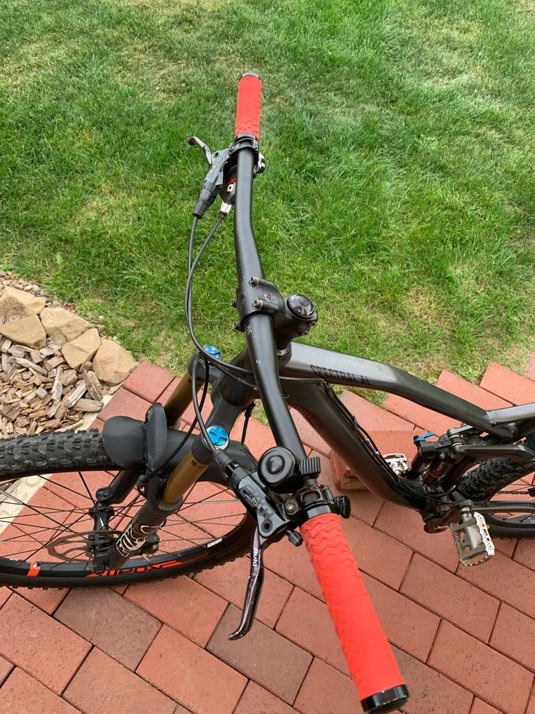 Used CANYON SPECTRAL AL 9.9 EX 29 MTB / GRÖßE M CANYON SPECTRAL AL 9.9 EX 29 MTB / GRÖßE M Custom SRAM X01 Eagle AXS 2014 Mountainbike, Black — image 4 of 8