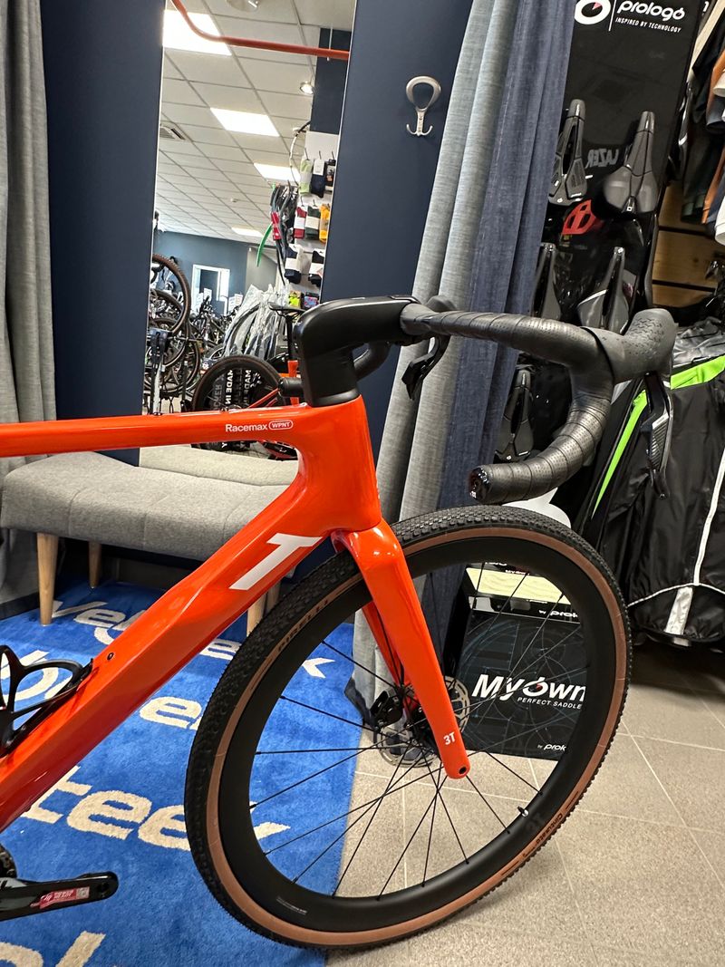 Używany 3T SRAM Rival eTap AXS 2026 Road & Gravel — zdjęcie 3 z 7