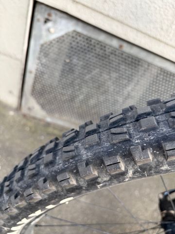 Ghost SLAMR 6.9 LC 2019 2019 Mountainbike usato, Rosso — immagine 7 di 12
