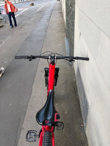 Ghost SLAMR 6.9 LC 2019 2019 Mountainbike usato, Rosso — immagine 12 di 12
