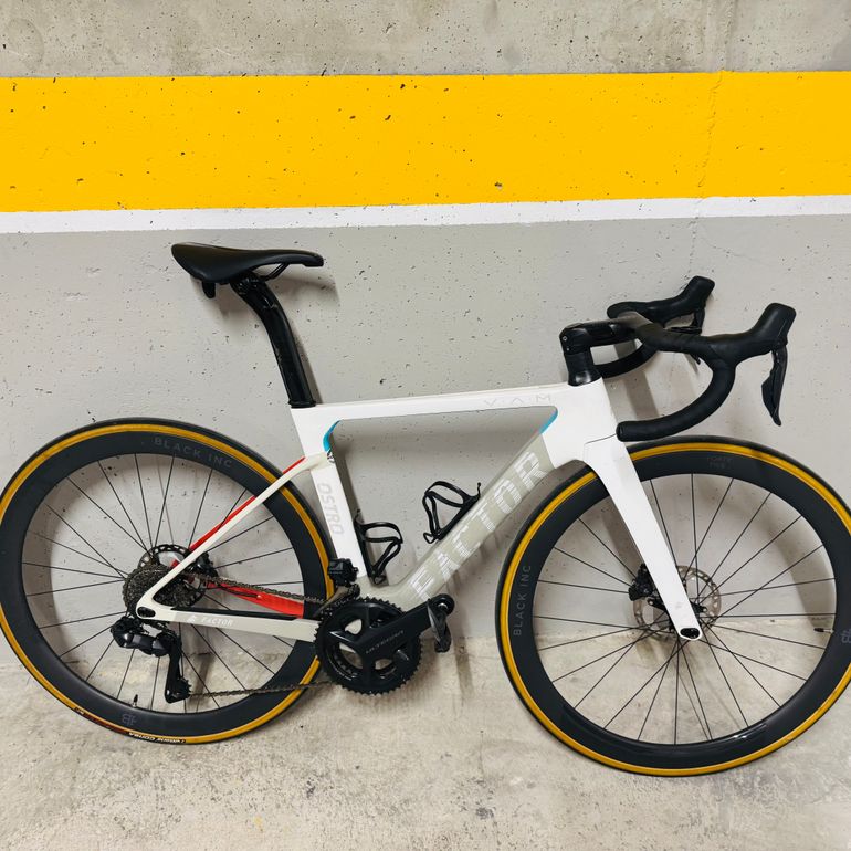 Used Factor OSTRO VAM - 1900 - Shimano Dura-Ace 2024 2024 Road & Gravel — image 1 of 11