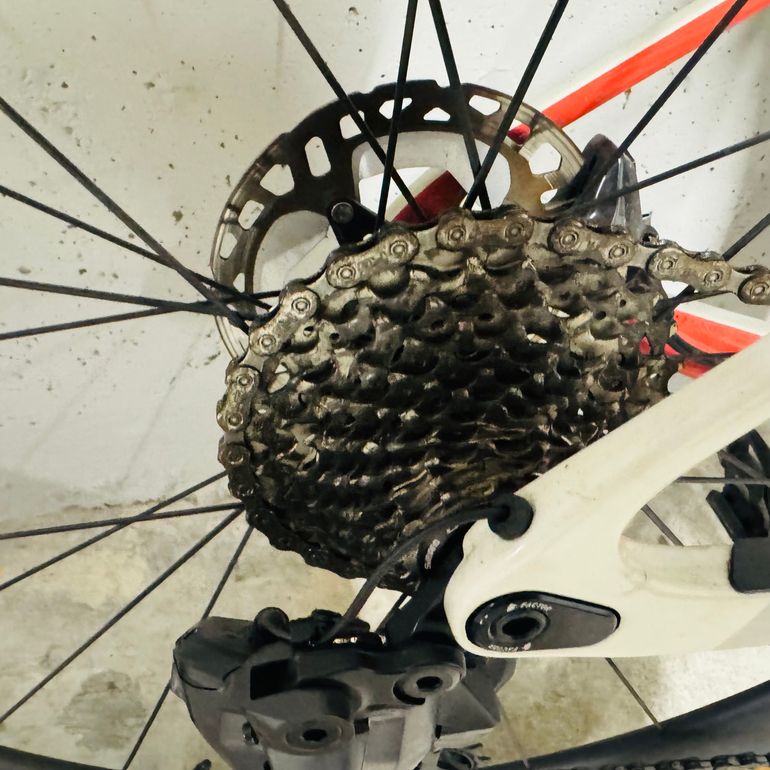 Used Factor OSTRO VAM - 1900 - Shimano Dura-Ace 2024 2024 Road & Gravel — image 2 of 11