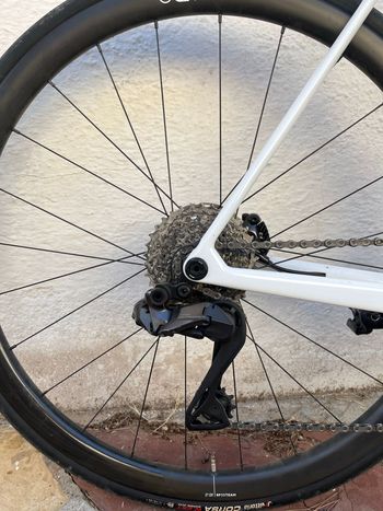 Used Orbea ORCA M20iTEAM 2025 2025 Road & Gravel, White — image 4 of 7