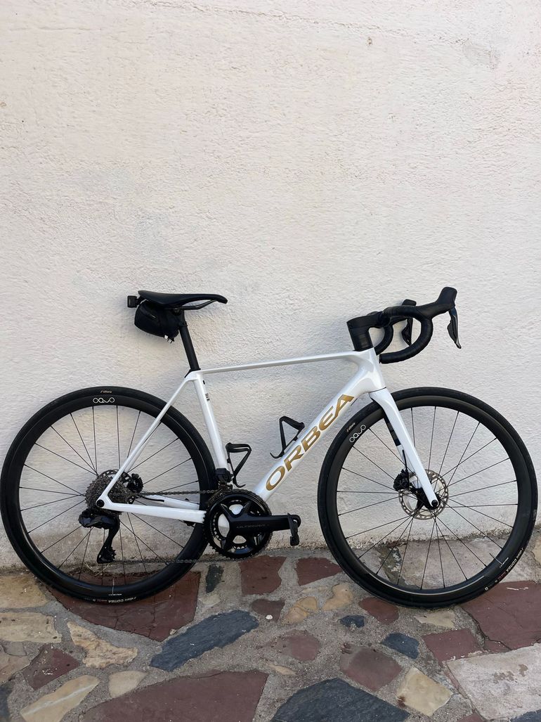 Used Orbea ORCA M20iTEAM 2025 2025 Road & Gravel, White — image 1 of 7