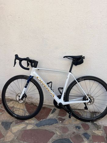 Used Orbea ORCA M20iTEAM 2025 2025 Road & Gravel, White — image 2 of 7