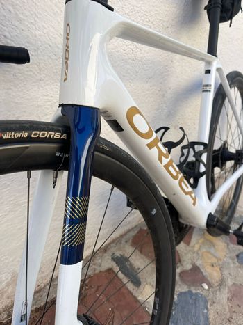 Used Orbea ORCA M20iTEAM 2025 2025 Road & Gravel, White — image 7 of 7
