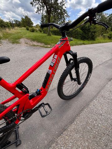 Used Santa Cruz 5010 Single Speed / Fixed Gear 2023 Mountainbike, Red — image 9 of 14