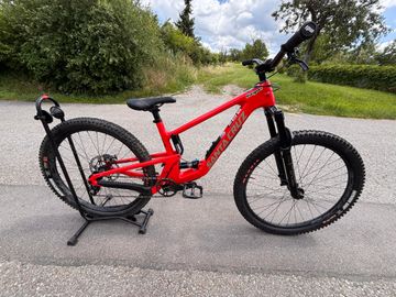 Used Santa Cruz 5010 Single Speed / Fixed Gear 2023 Mountainbike, Red — image 12 of 14
