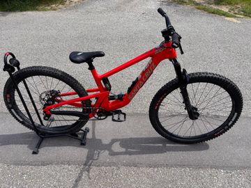 Used Santa Cruz 5010 Single Speed / Fixed Gear 2023 Mountainbike, Red — image 7 of 14