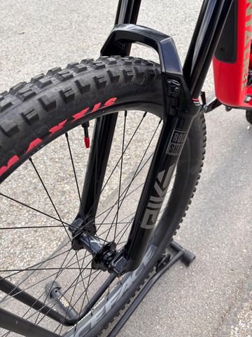 Used Santa Cruz 5010 Single Speed / Fixed Gear 2023 Mountainbike, Red — image 2 of 14