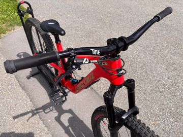 Used Santa Cruz 5010 Single Speed / Fixed Gear 2023 Mountainbike, Red — image 10 of 14