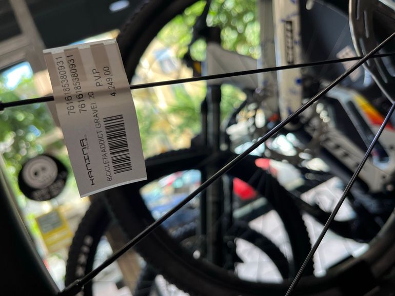 Used Scott Addict Gravel 20 2026 2026 Road & Gravel, Blanco — image 5 of 6