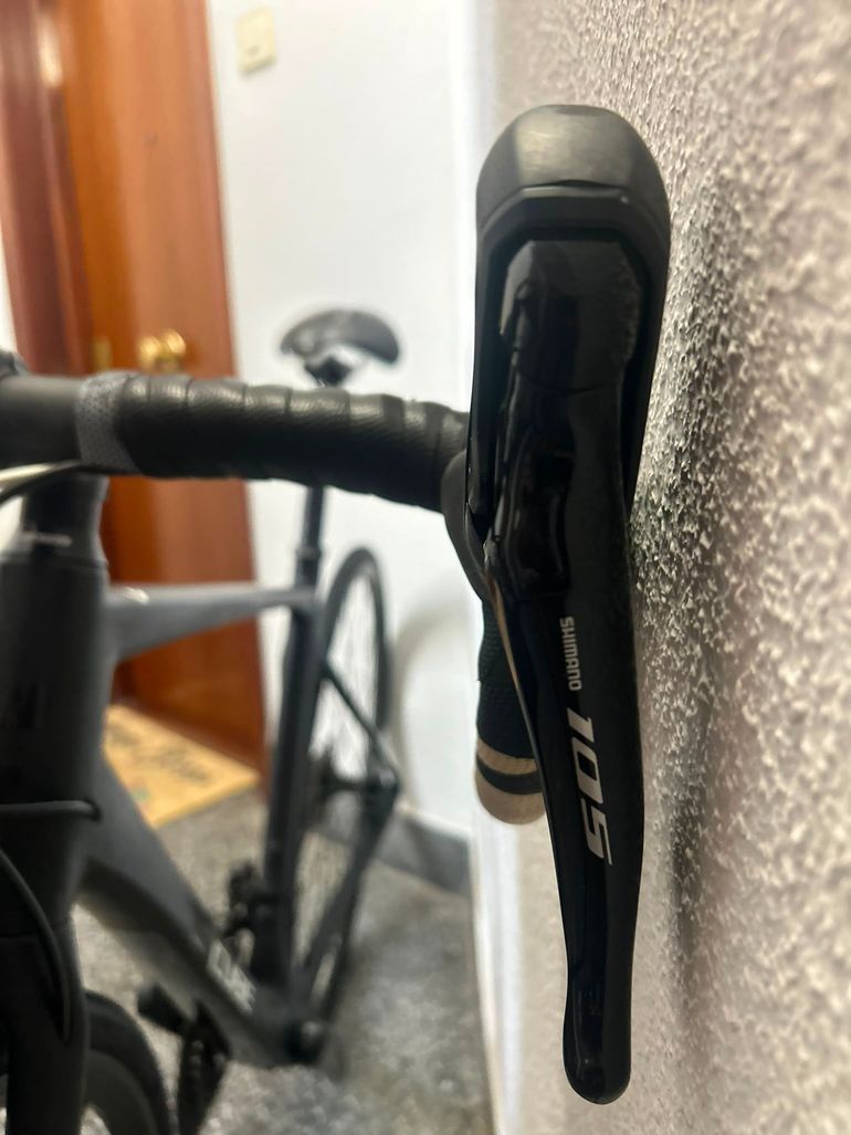 Used CUBE ATTAIN GTC SL Disc 2019 2019 Road & Gravel, Black — image 8 of 18