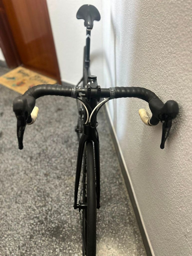 Used CUBE ATTAIN GTC SL Disc 2019 2019 Road & Gravel, Black — image 5 of 18
