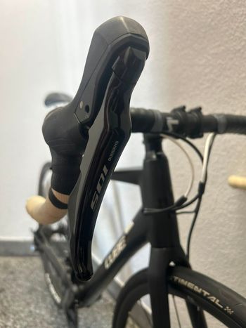 Used CUBE ATTAIN GTC SL Disc 2019 2019 Road & Gravel, Black — image 7 of 18