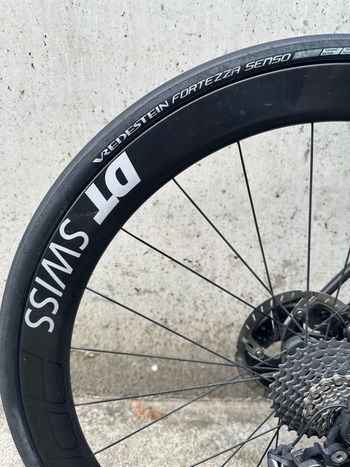 Used Canyon Ultimate Shimano Dura Ace Di2 2019 Road & Gravel — image 5 of 9