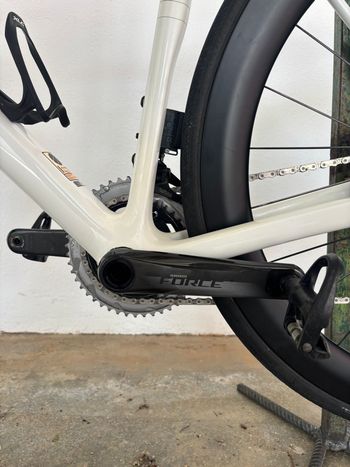 Used Canyon Ultimate CF SLX 8 Disc eTap 2022 2022 Road & Gravel, White — image 7 of 20
