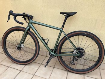Used Specialized Crux SRAM Red 2024 Road & Gravel, Green — image 2 of 11