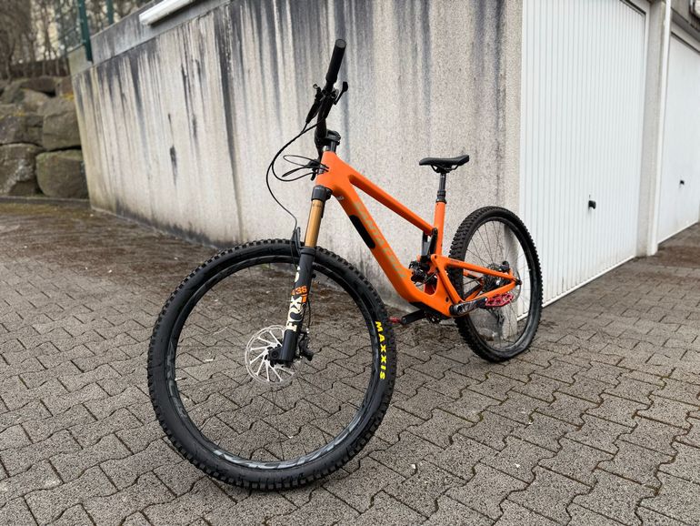 Used Santa Cruz HIGHTOWER X01 / Carbon CC / 29 2022 2022 Mountainbike, Orange, 29 — image 3 of 10