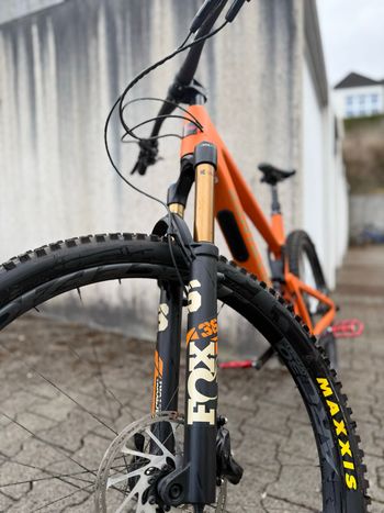 Used Santa Cruz HIGHTOWER X01 / Carbon CC / 29 2022 2022 Mountainbike, Orange, 29 — image 4 of 10