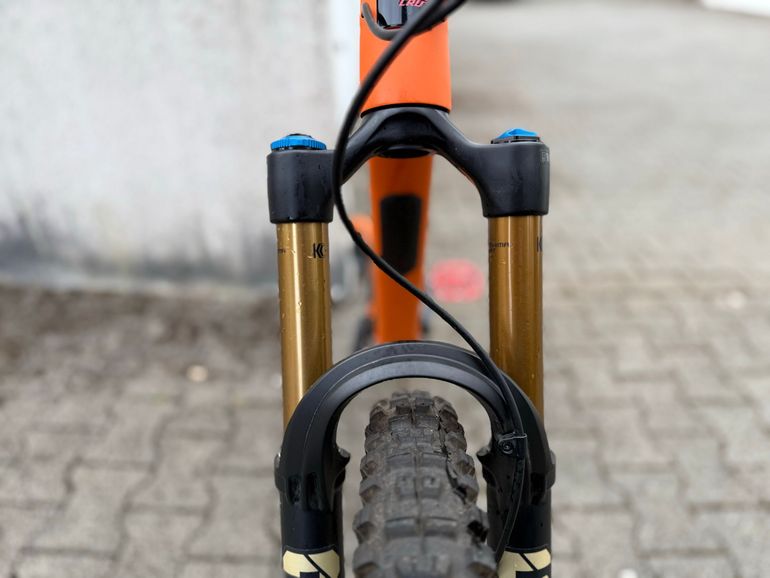 Used Santa Cruz HIGHTOWER X01 / Carbon CC / 29 2022 2022 Mountainbike, Orange, 29 — image 5 of 10