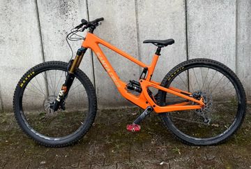 Brugt Santa Cruz HIGHTOWER X01 / Carbon CC / 29 2022 2022 MTB