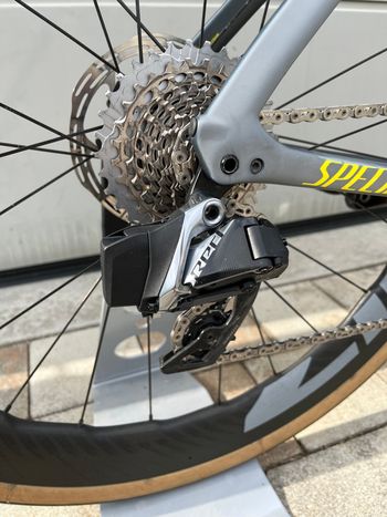 Used Specialized Venge SRAM Red eTap AXS 2019 Road & Gravel, Hellgrau — image 2 of 10