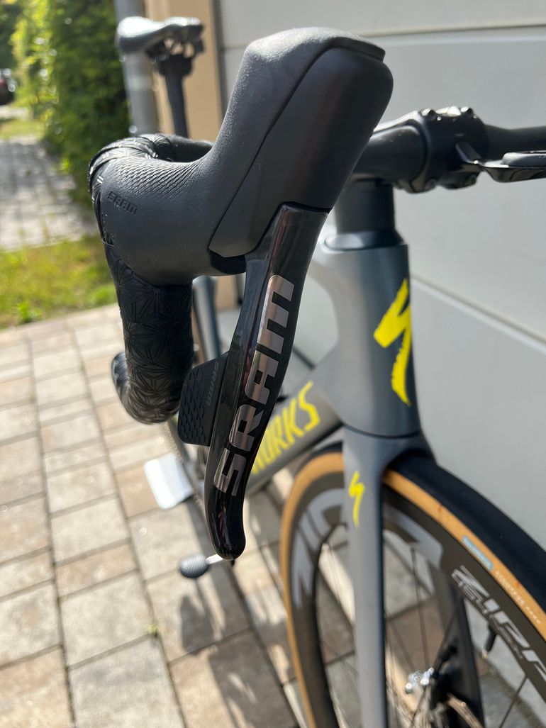 Used Specialized Venge SRAM Red eTap AXS 2019 Road & Gravel, Hellgrau — image 5 of 10