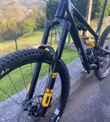 Brugt YT Industries Capra 29 CORE 3 CF 2025 2025 Mountainbike — billede 3 af 4