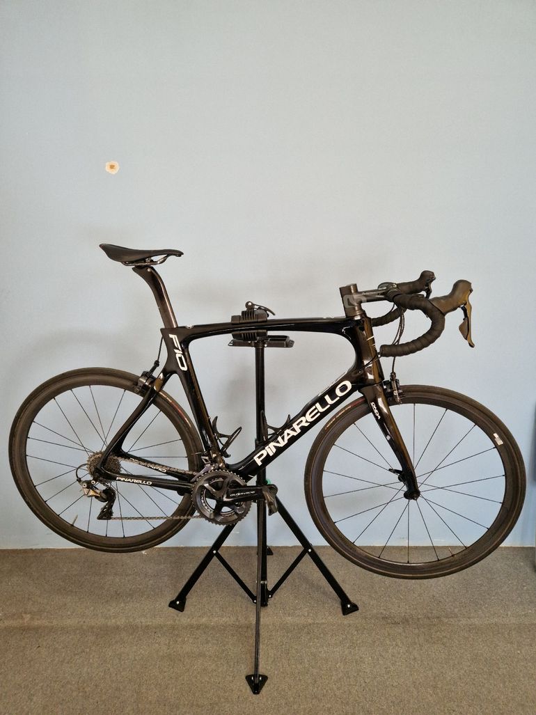 Used Pinarello Dogma Shimano Dura Ace 2018 Road & Gravel, Schwarz — image 1 of 10
