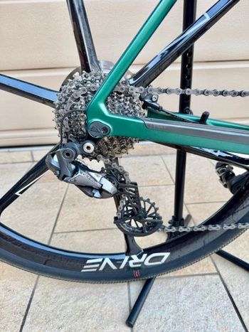 Used Canyon Grail CF SLX 8.0 Di2 2019 2019 Road & Gravel — image 2 of 10