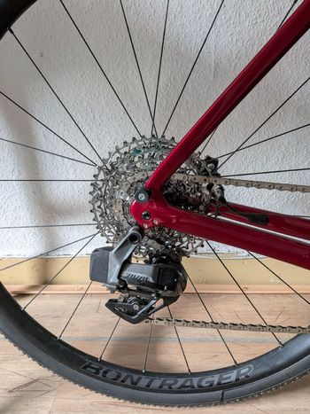 Used Trek Checkpoint SL 6 eTap 2023 2023 Road & Gravel, Rojo — image 3 of 3