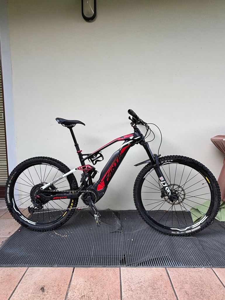 Used Fantic XF1 SRAM GX 2020 Mountainbike, Black — image 1 of 5