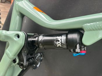 Used Focus THRON 6.9 2022 2022 Mountainbike — image 6 of 9