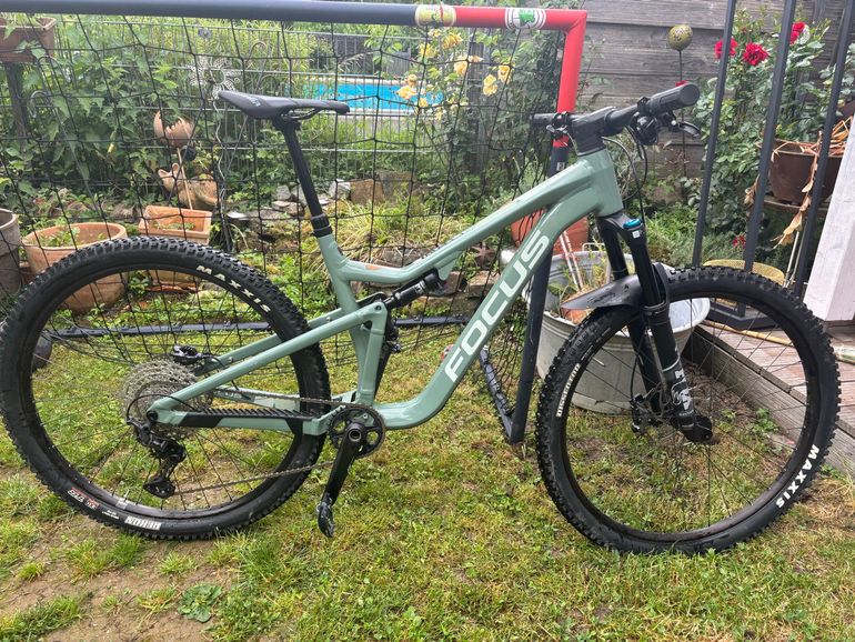 Used Focus THRON 6.9 2022 2022 Mountainbike — image 2 of 9