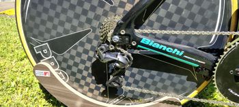 Used Bianchi Aquila Shimano Ultegra Di2 2017 Road & Gravel, Black — image 3 of 8