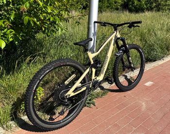 Used Dartmoor Superenduro S-duro PRO 2023 Mountainbike, White — image 4 of 19