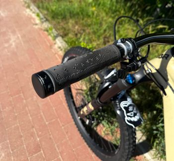 Used Dartmoor Superenduro S-duro PRO 2023 Mountainbike, White — image 15 of 19
