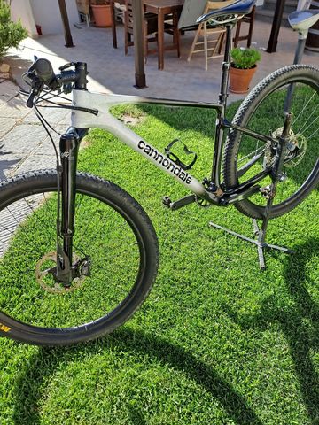 Used Cannondale Scalpel Shimano Deore XT 2023 Mountainbike, White — image 2 of 6